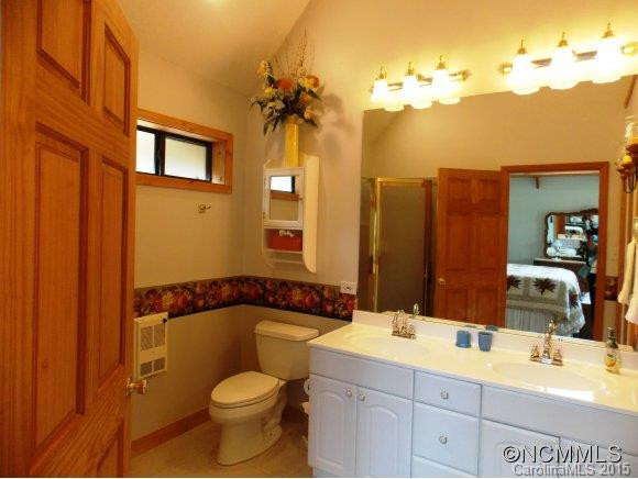 343 West Ridge Drive - Photo 15