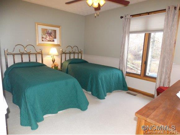 343 West Ridge Drive - Photo 16