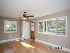 25 ROYAL PINES DR - Photo 2