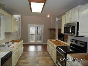 217 BEDFORD ROAD - Photo 6