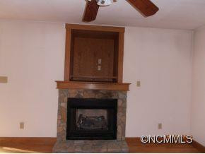 611 Mountain Cove - Photo 5