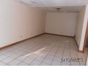 611 Mountain Cove - Photo 9