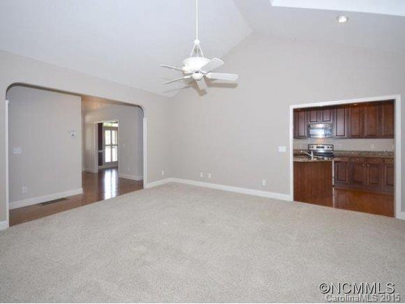 27 WATERBURY COURT - Photo 9