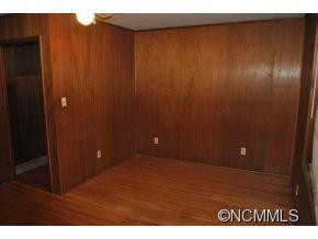 208 Green Valley Road - Photo 12