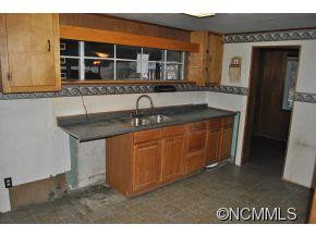 208 Green Valley Road - Photo 15