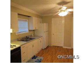 9 Edwards - Photo 4