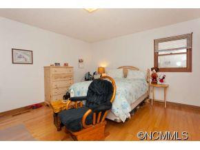 186 Lees Creek Rd - Photo 12