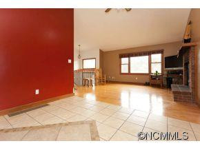 186 Lees Creek Rd - Photo 7