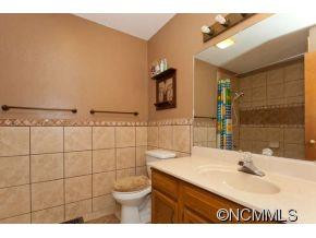 186 Lees Creek Rd - Photo 8