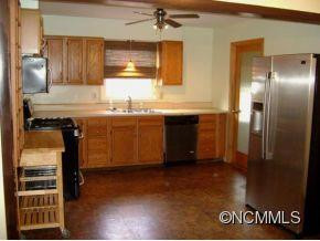 32 STARMOUNT DRIVE - Photo 5