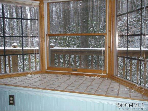 204 LOCUST DRIVE - Photo 17