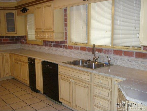 204 LOCUST DRIVE - Photo 20
