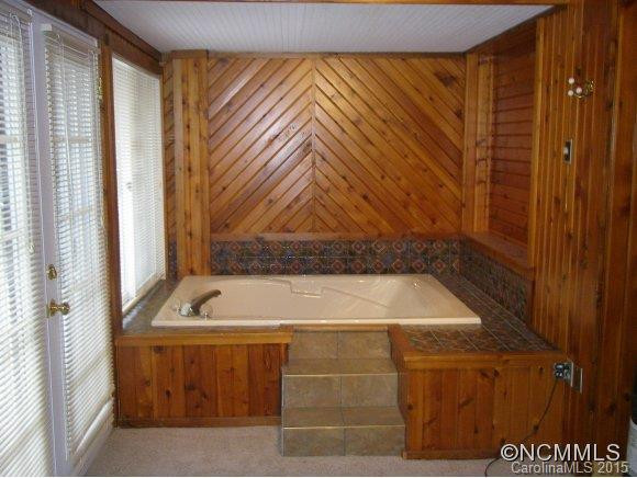 204 LOCUST DRIVE - Photo 23
