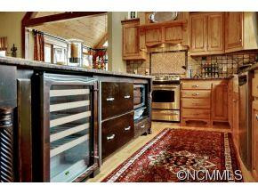 705 Continental Drive - Photo 8