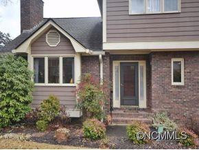 320 STRATFORD ROAD - Photo 2