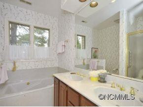 320 STRATFORD ROAD - Photo 13
