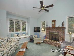 320 STRATFORD ROAD - Photo 4