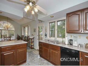 320 STRATFORD ROAD - Photo 6