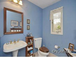 320 STRATFORD ROAD - Photo 9