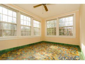 216 Montford Ave - Photo 12