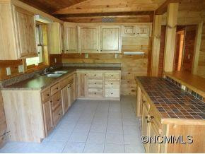 312 Moonlight Drive - Photo 5