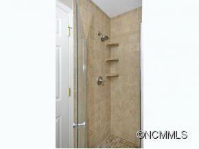 15 MACDOUGALL - Photo 17
