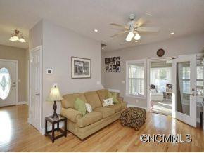 15 MACDOUGALL - Photo 5