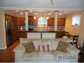 241 Bayberry Cove Road - Photo 4