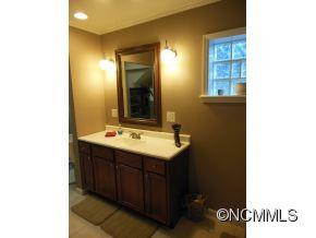 241 Bayberry Cove Road - Photo 10