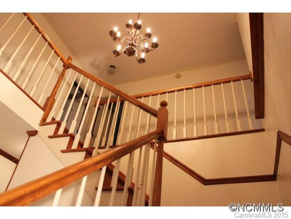 205 Woodland Court - Photo 18