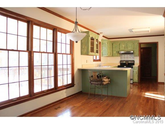 205 Woodland Court - Photo 3