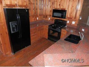 111 Ivy Ridge - Photo 2