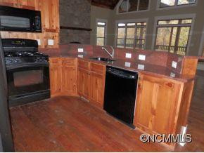 111 Ivy Ridge - Photo 3