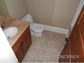 111 Ivy Ridge - Photo 9