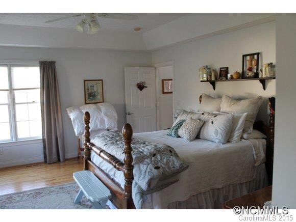 240 Benton Farms Lane - Photo 5