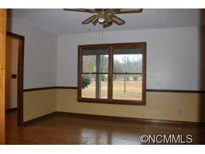 136 Foxbriar Drive - Photo 6
