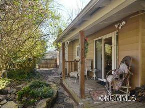 10 Azalea Street - Photo 15