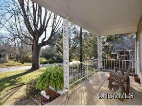 10 Azalea Street - Photo 3