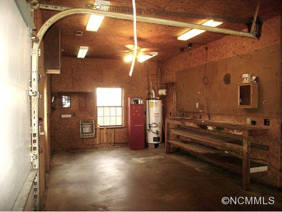 313 MOUNTAIN VALLEY DRIVE - Photo 15