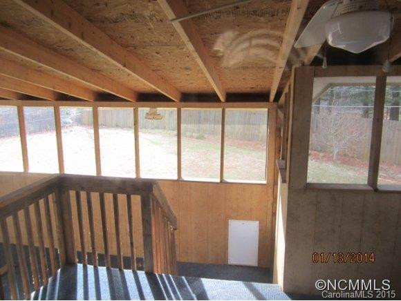 222 Windsor Court - Photo 15