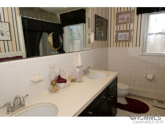 3026 New Leicester Highway - Photo 17