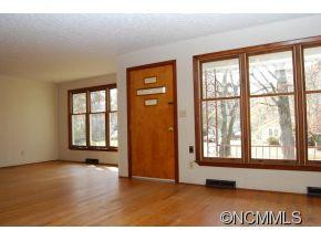 209 Rutledge Dr - Photo 3
