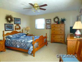 216 Castleton Ln. - Photo 11