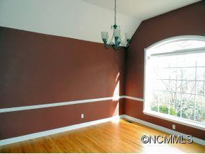 320 Kenmure Drive - Photo 3