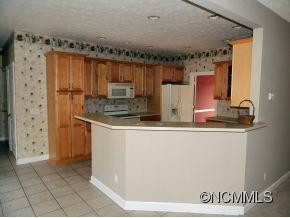 320 Kenmure Drive - Photo 7