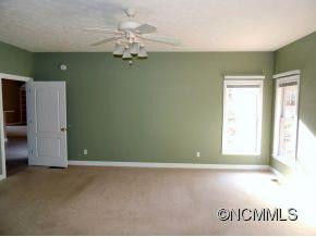 320 Kenmure Drive - Photo 10