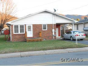 1387 Brown Ave