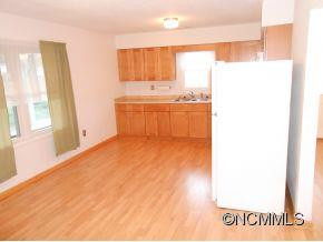 1387 Brown Ave - Photo 5