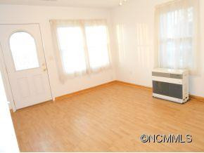 1387 Brown Ave - Photo 6