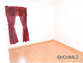 1387 Brown Ave - Photo 7
